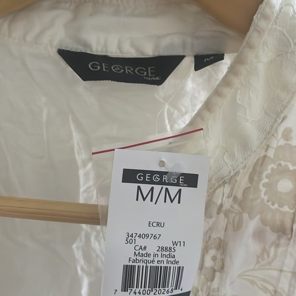 Cream button up peasant 3/4 sleeve , size medium - Picture 2 of 2